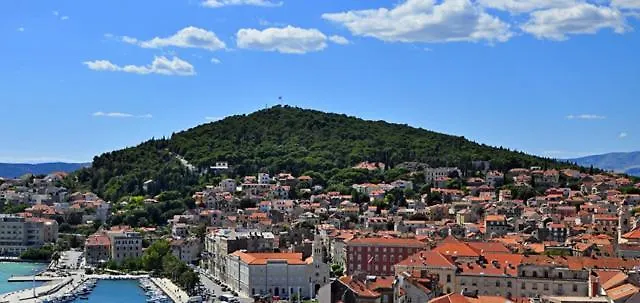 Adriatic Azur Penthouse Apartment Split