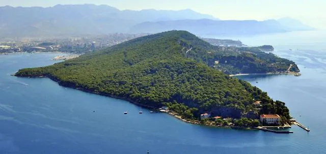 Adriatic Azur Penthouse Apartment Split Croatia